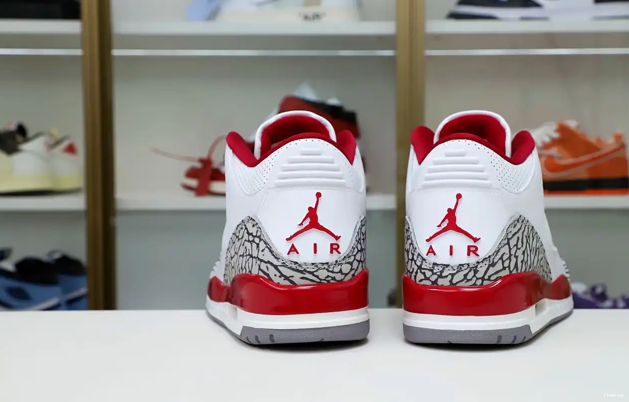 3 Red(CT8532-126） Cardinal Jordan Air Retro  0624